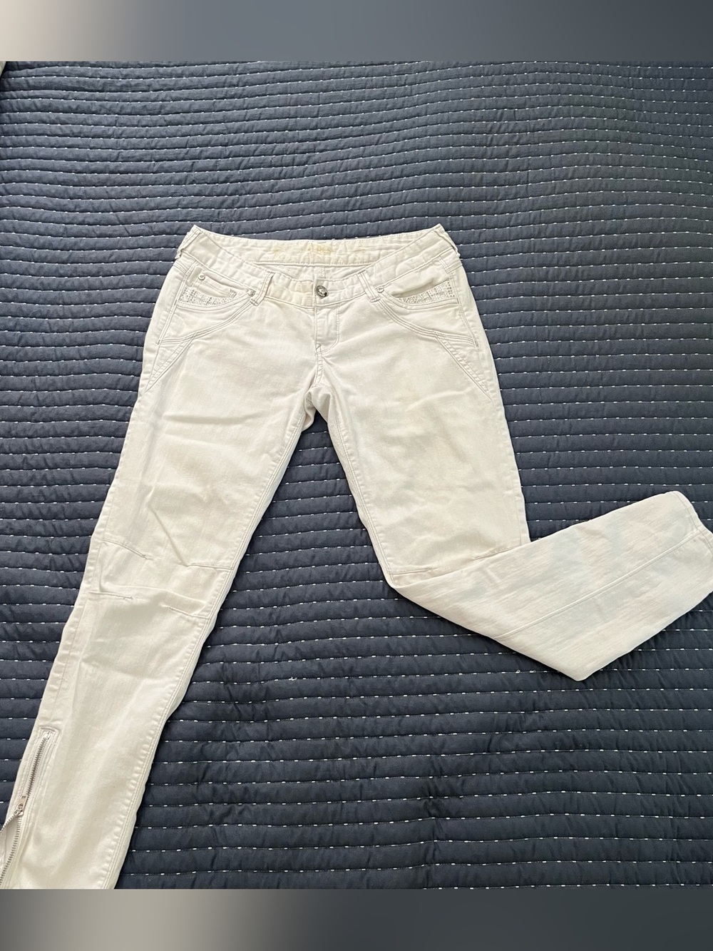 Express y2k bling low-rise embellished jeans with rhinestones, and zippers